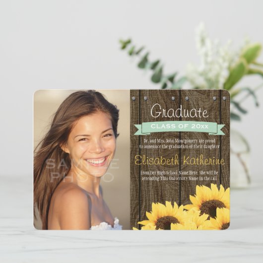 真新しい緑のヒマワリの卒業の発表 招待状 (スタンド正面)