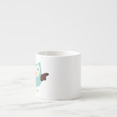 真新しい緑の春のフクロウ エスプレッソカップ (正面)