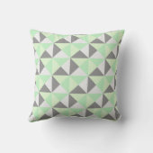 真新しい緑の灰色の幾何学的な三角形の枕 クッション (裏面)