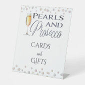 真珠とプロセッコのブライダルシャワーの恩恵 台座サイン (正面)