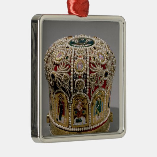 真珠と置かれ、大切な留め釘王冠 メタルオーナメント (右)