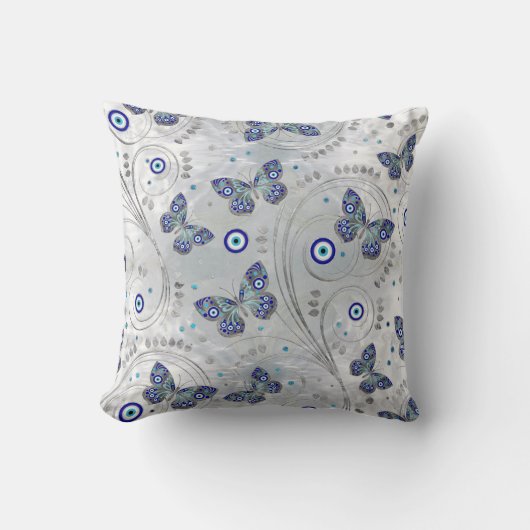 真珠に蝶の邪悪な目のパターン クッション (正面)