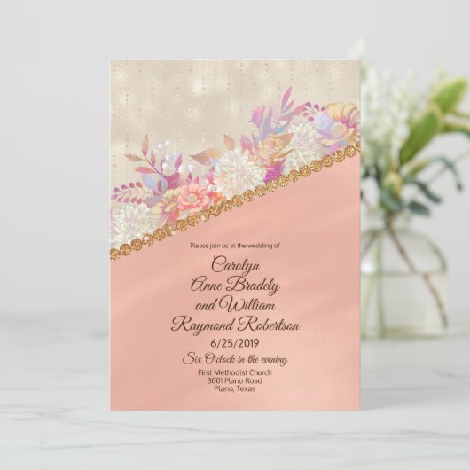 真珠のような珊瑚のアイボリーおよび金ゴールドの花の結婚式 招待状 (スタンド正面)