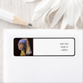 真珠のイヤリングとチャイム ラベル (インサイチュ)