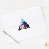真珠のイヤリングを持つ女の子REMIXED 三角形シール (封筒)
