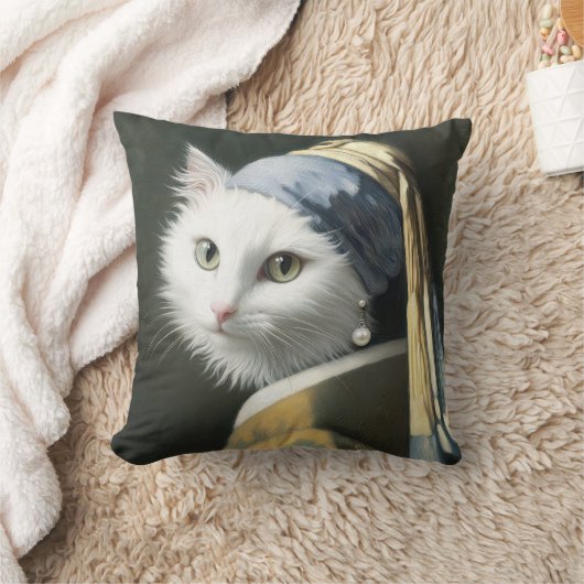 真珠のイヤリング付き白絵を描猫 クッション (ブランケット)