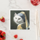 真珠のイヤリング付き白絵を描猫 スタンダードカクテルナプキン (インサイチュ)