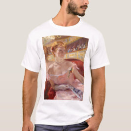 真珠のネックレス&ピンクドレスを着たアメリカ人女性 Tシャツ