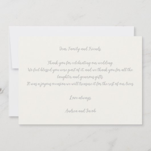 真珠の白い銀の後に幸せに続モノグラムのく サンキューカード (裏面)