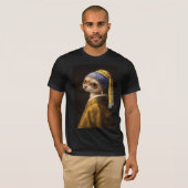 真珠の耳飾りのフェレット Tシャツ (正面フル)