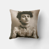 真珠の装飾用クッション20"を持つ入れ墨された女性ヴィンテージ クッション (裏面)