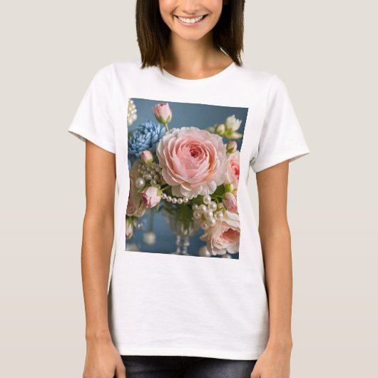 真珠を入れた繊細なピンクのバラ Tシャツ (正面)