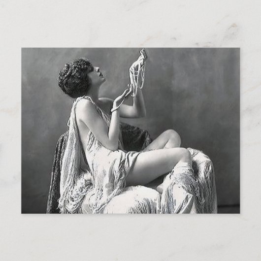 真珠を持つ女性 ポストカード (正面)