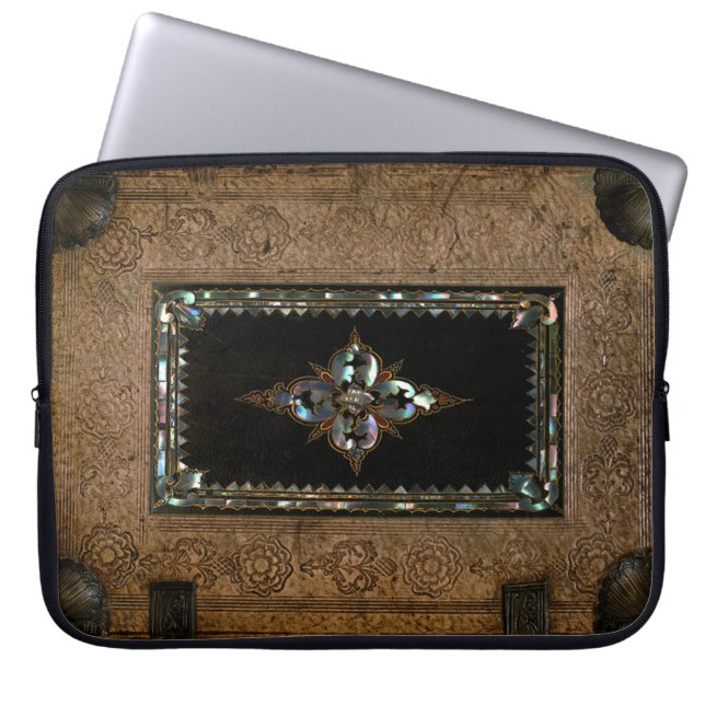 真珠象嵌された古革本カバーの母 ラップトップスリーブ (正面)