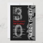 真面目な30誕生日の白黒の赤のテンプレート 招待状 (正面)