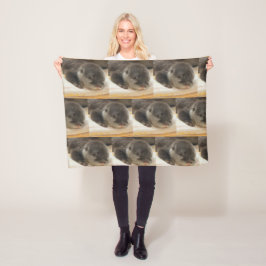 眠いカワウソ フリースブランケット