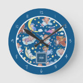 眠いテディベアが飛行機の夢を飛んでいる見る ラウンド壁時計 (正面)