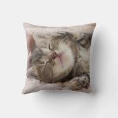 眠い子ネコ クッション (裏面)