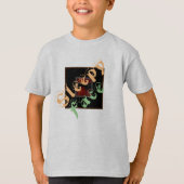 眠い顔：男の子のTシャツ Tシャツ (正面)