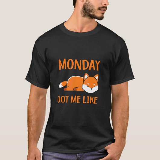 眠そうなキツネ 月曜日 Tシャツ (正面)