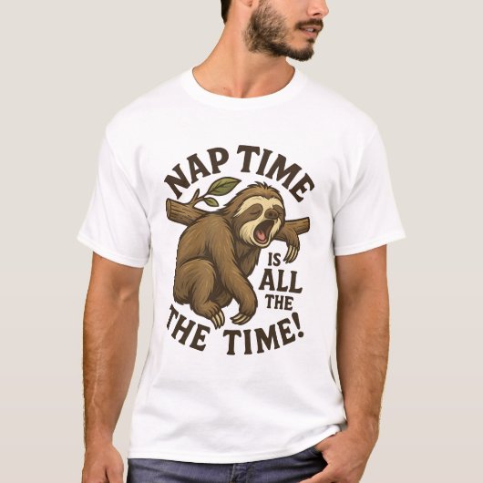 眠そうなナマケモノ 楽しい Tシャツ (正面)