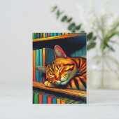 眠そうな漫画風の猫が寝ている ポストカード (スタンド正面)