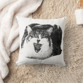 眠そうな笑顔のぬいぐるみ猫 クッション (ブランケット)