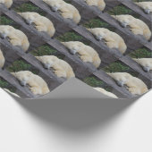 眠っているシロクマ ラッピングペーパー (角)