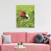 眠っている子牛 キャンバスプリント (インサイチュ (リビング))