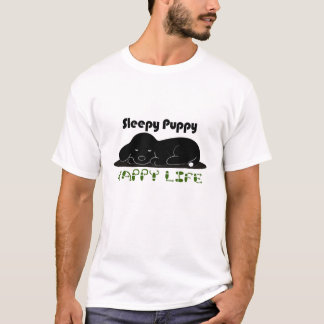 眠っている犬 Tシャツ