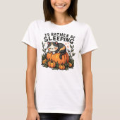 眠りたくてカボチャの居心地のよい猫 Tシャツ (正面)
