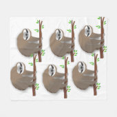 眠るナマケモノと広い目覚め茶色つるのナマケモノ フリースブランケット (正面(横))