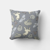 眠る犬の装飾用クッション クッション (正面)