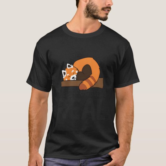 眠る赤いパンダ闘争実在は動物の赤いパ Tシャツ (正面)