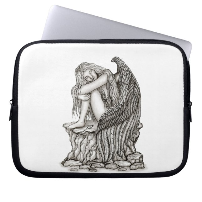眠れる天使が石の上に ラップトップスリーブ (正面)