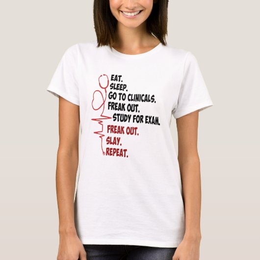 眠食べるクリニカル、ナース恋人に行く Tシャツ (正面)