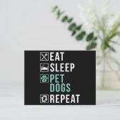 眠食べるペット犬は子犬の恋人を繰り返す ポストカード (スタンド正面)