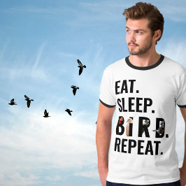 眠食べる鳥が鳥達の白と黒を再現 Tシャツ