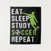 眠食べ勉強サッカー中継ボーイサッカー選手 タペストリー (正面)
