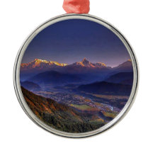 眺めの景色: ヒマラヤ山脈POKHARAネパール