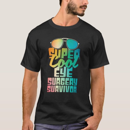 眼の手術を乗り越えた人 白内障 緑内障 お見舞い Tシャツ (正面)