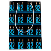 眼球ろうそく付き82歳の誕生日 ミディアムペーパーバッグ (正面)