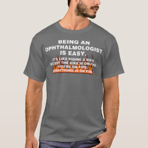 眼科医とは簡単2 Tシャツ