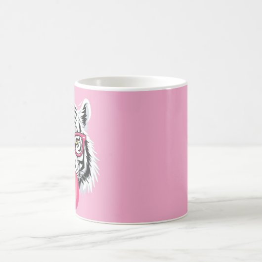 眼鏡とピンクのバ吹ブルガムを着たトラ コーヒーマグカップ (中央)