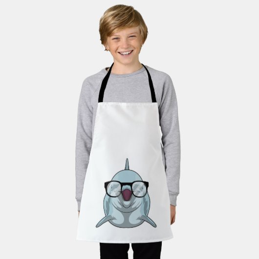 眼鏡をかけたおたくイルカ エプロン (着用した状態)