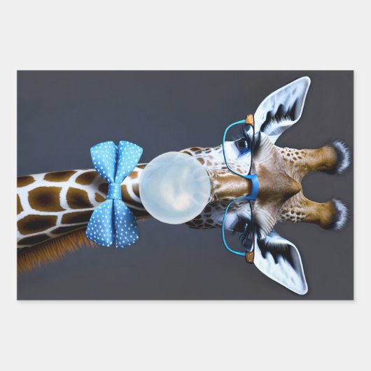 眼鏡をかけたキリン、青い泡のガムを吹きながら蝶ネクタイを締める ラッピングペーパーシート (正面3)