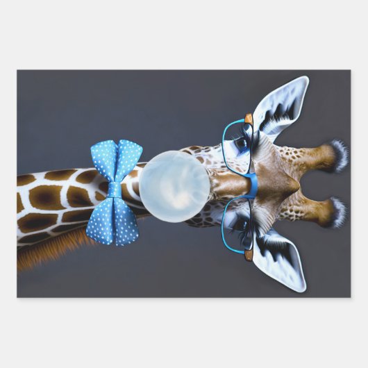 眼鏡をかけたキリン、青い泡のガムを吹きながら蝶ネクタイを締める ラッピングペーパーシート (正面2)