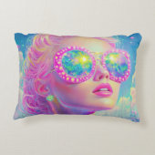 眼鏡をかけた華やかなネオンきらめく女性 アクセントクッション (裏面)