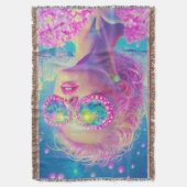 眼鏡をかけた華やかなネオンきらめく女性 スローブランケット (正面縦)