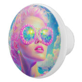 眼鏡をかけた華やかなネオンきらめく女性 セラミックノブ (右)